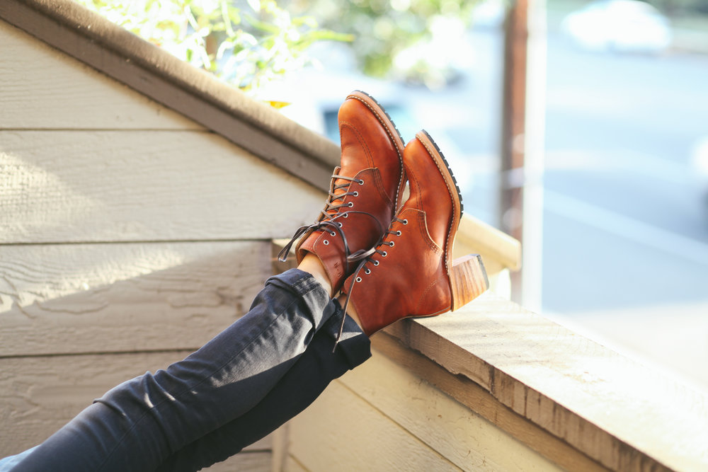 Red Wing Heritage Womens Boot - Brown