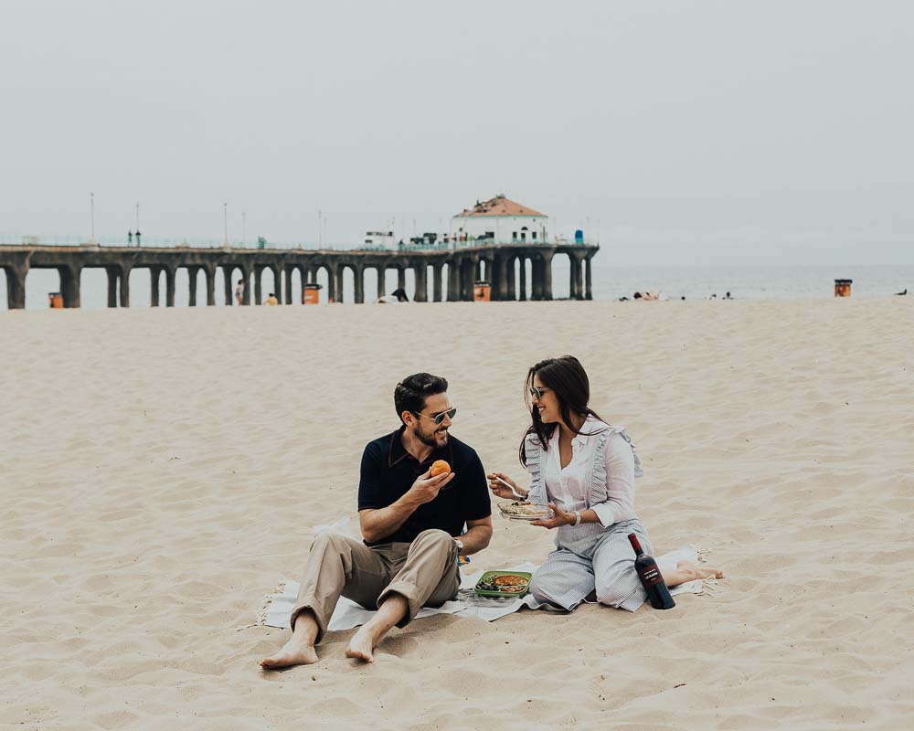 Lifestyle blogger Devin McGovern and wife Marlene Martinez hit the beach for Memorial weekend with Ribera y Rueda wine